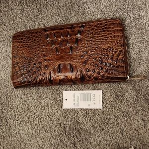 EUC brahmin skyler wallet pecan Melbourne